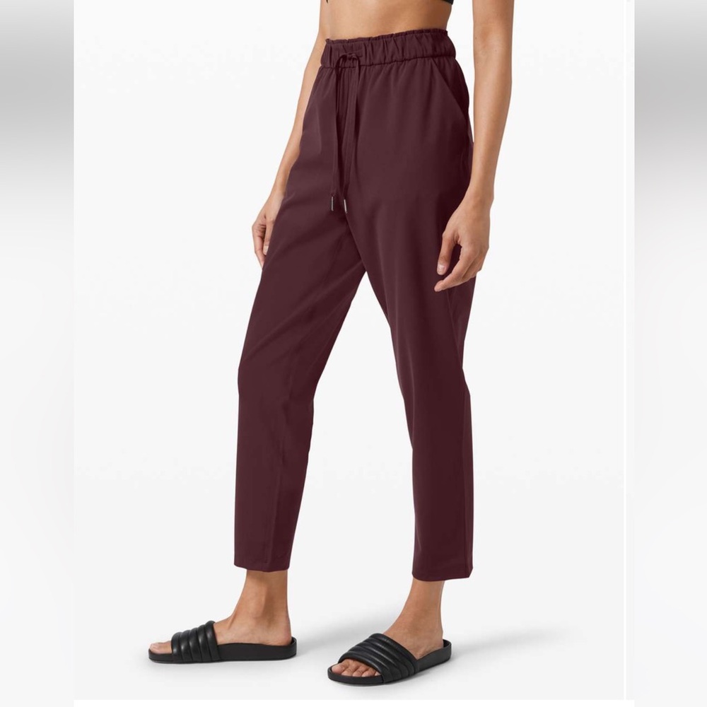 Lululemon Keep Moving Pant 7/8 High-Rise Cassis Maroon Size 10 LW5CWDS